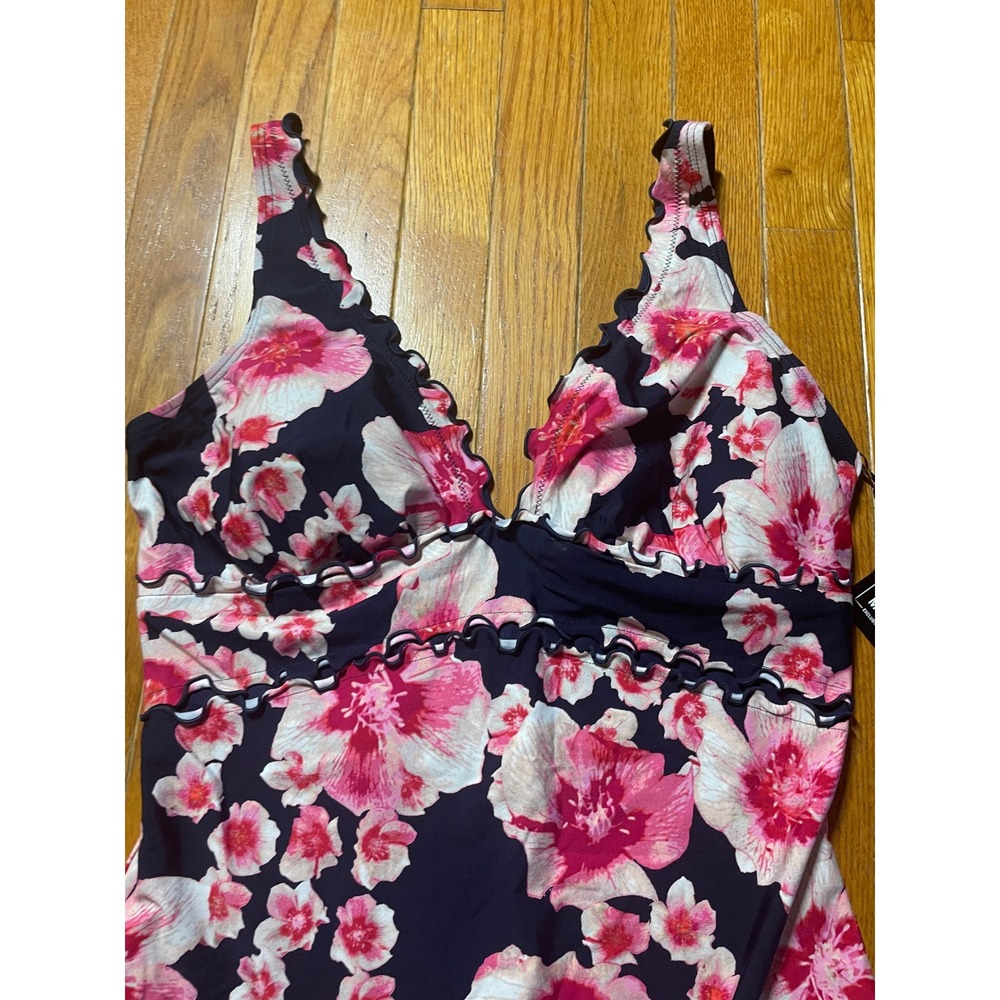 DKNY‎ Womens One-Piece Swimsuit Size 16 Printed Ruffled Poppy Scallop Nylon NWT - Picture 2 of 10